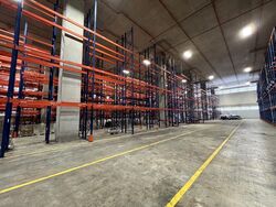 Jalan Buroh (D22), Warehouse #578702051